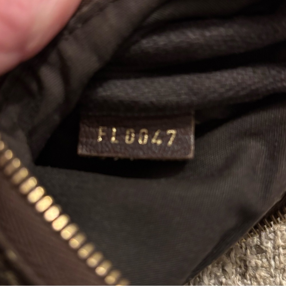 π Louis Vuitton Brown Mini Lin Pouch - Picture 4 of 10